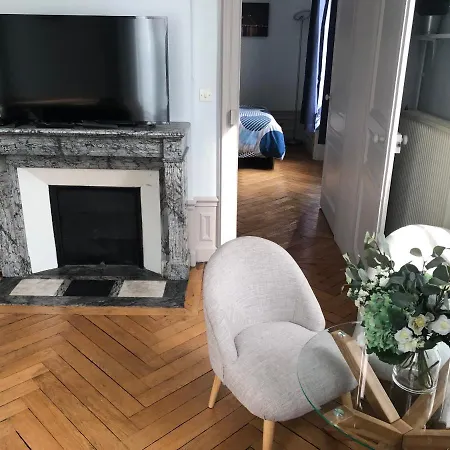 Apartment 4 People+free Street Parking+cosy Centre Ville Rouen